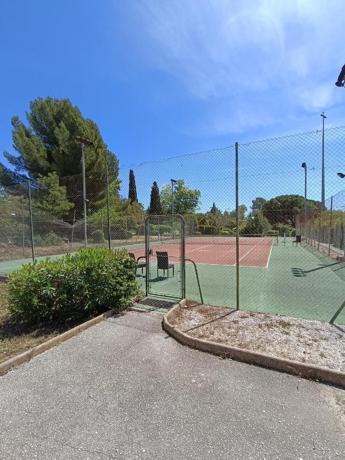 Suite 1 Chambre, 1 Sejour, Climatise, Piscines, 400M De La Mer La Londe-les-Maures Εξωτερικό φωτογραφία